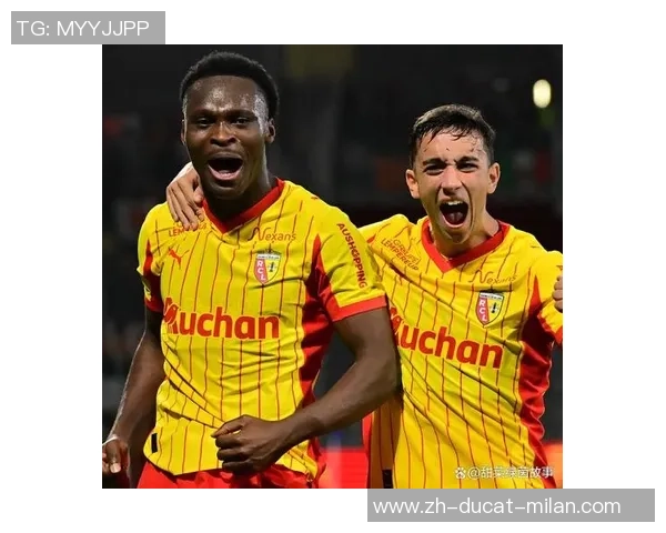 法甲第16轮战罢,朗斯从头登顶积分榜,冠军抢夺益发剧烈